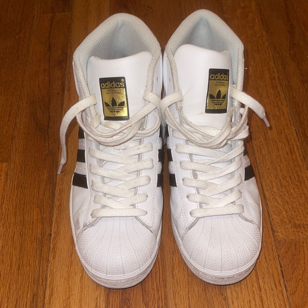 Adidas shoes unisex